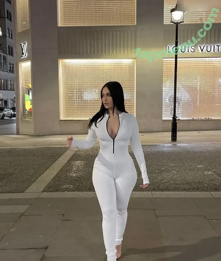 Yungpeppermint nude photo #0018 (Yungpeppermint)