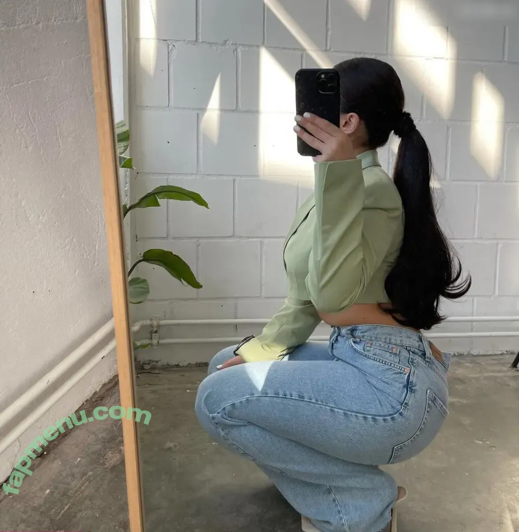 Yungpeppermint nude photo #0094 (Yungpeppermint)