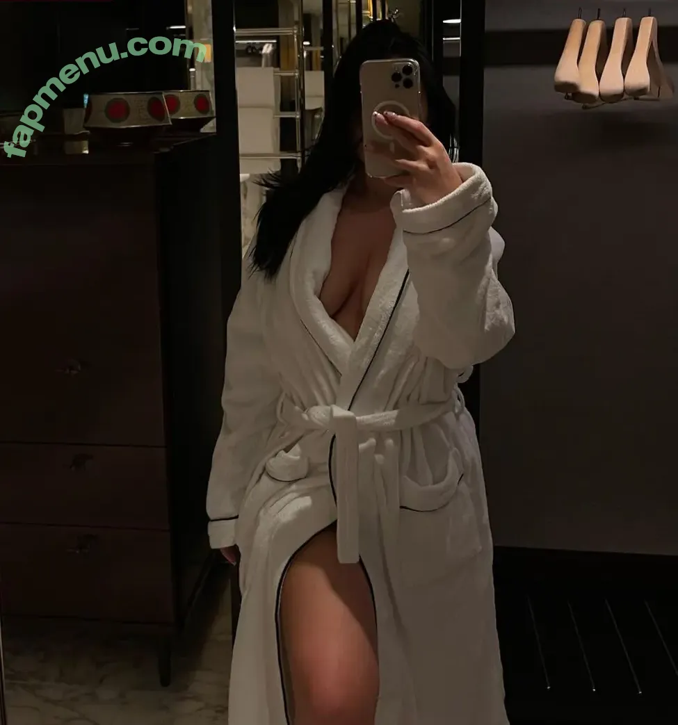 Yungpeppermint nude photo #0111 (Yungpeppermint)