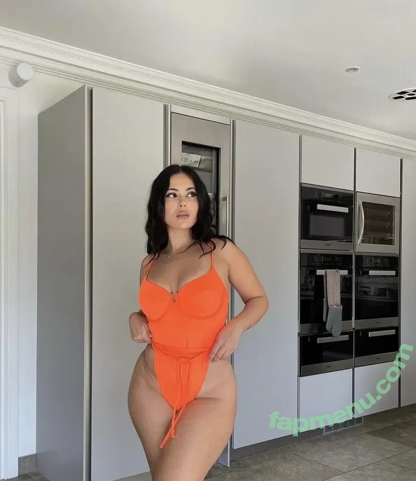 Yungpeppermint nude photo #0134 (Yungpeppermint)
