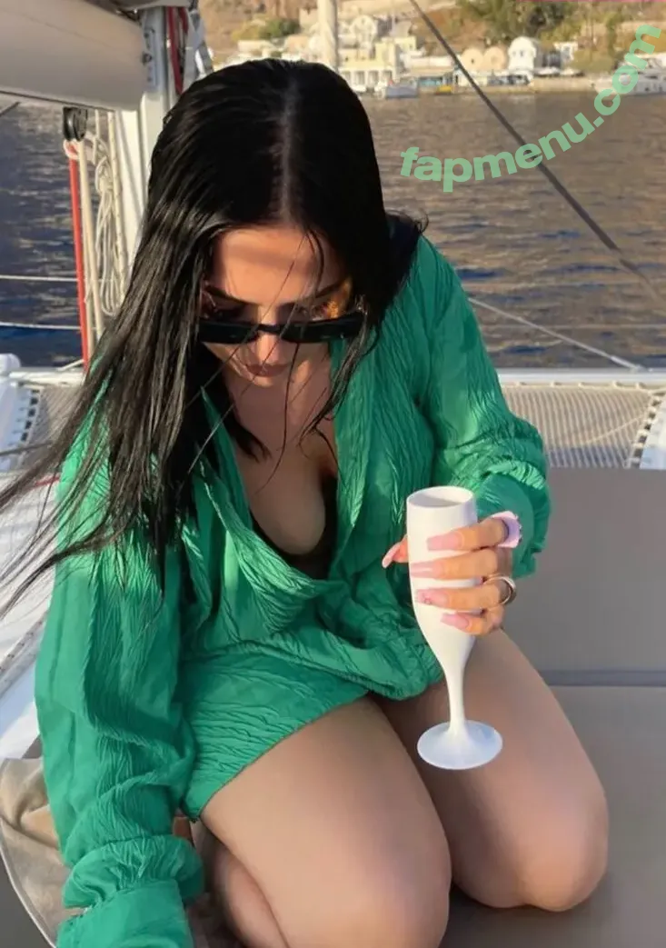 Yungpeppermint nude photo #0196 (Yungpeppermint)