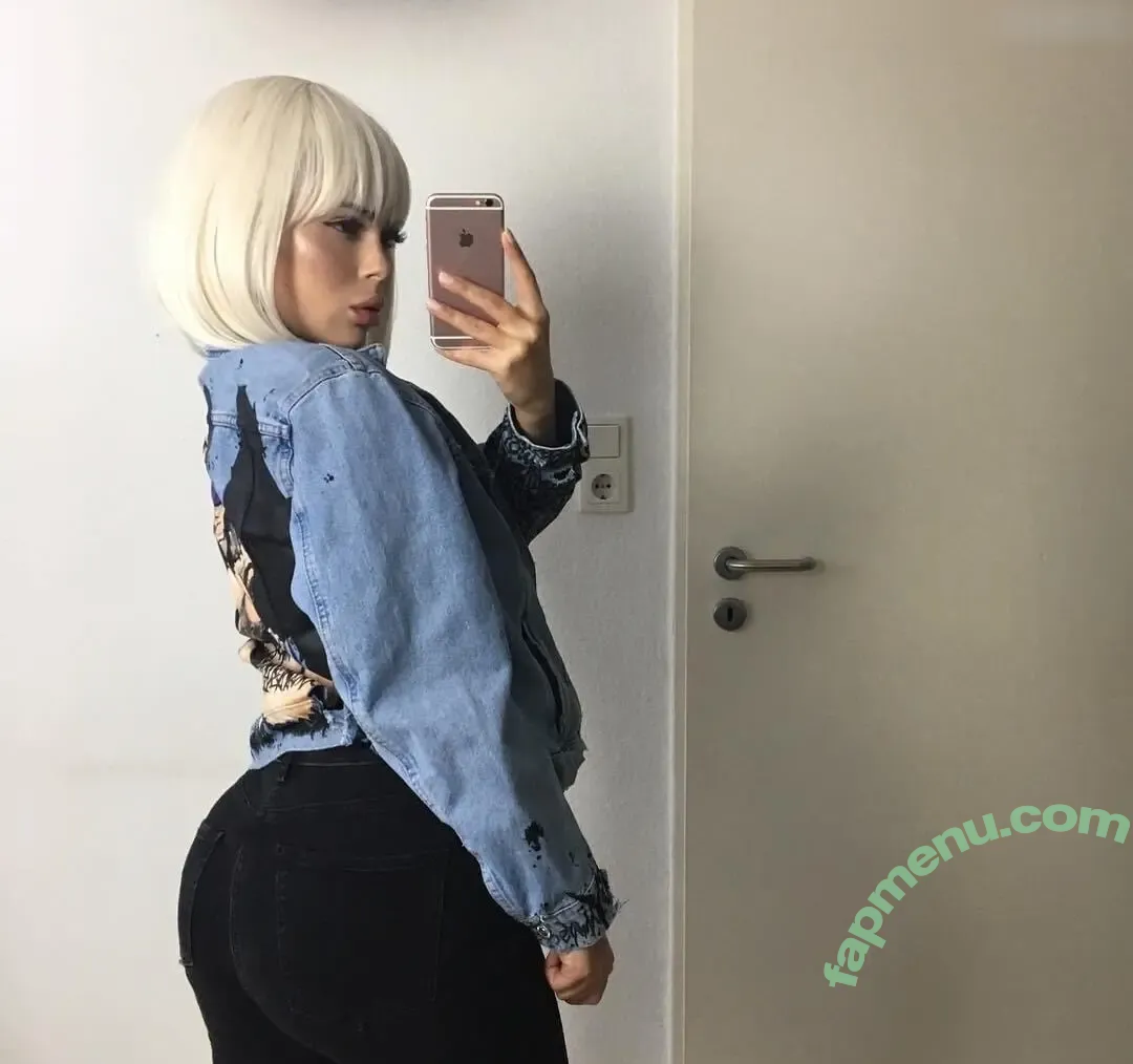 Yungpeppermint nude photo #0309 (Yungpeppermint)
