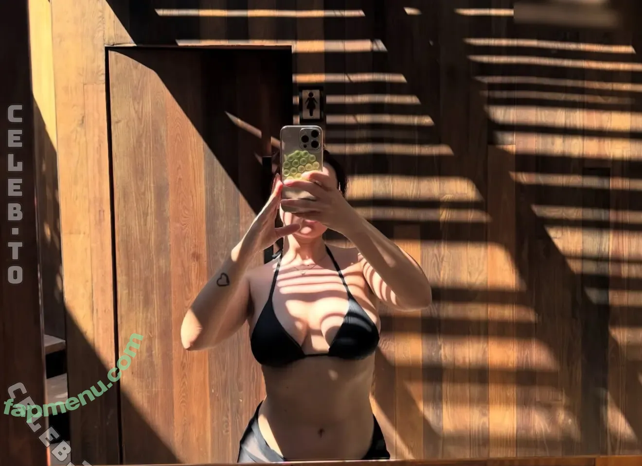 Yungpeppermint nude photo #0397 (Yungpeppermint)