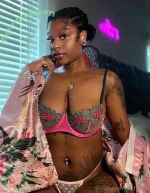 yungyannahfetish / yungyannahxx nude photo #0006