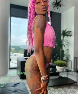 yungyannahfetish / yungyannahxx nude photo #0009