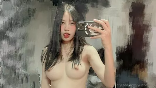 yunnechan / L00KPEARO3 / yunne.desu / yunne.uwu nude photo #0010