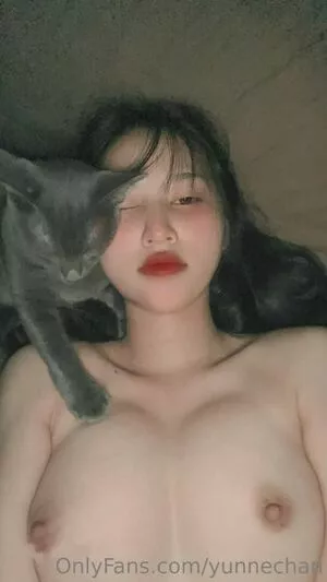 yunnechan / L00KPEARO3 / yunne.desu / yunne.uwu nude photo #0025