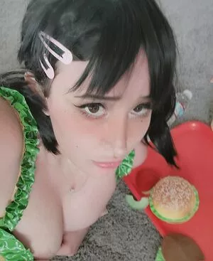 Yureta / yureta.png nude photo #0018