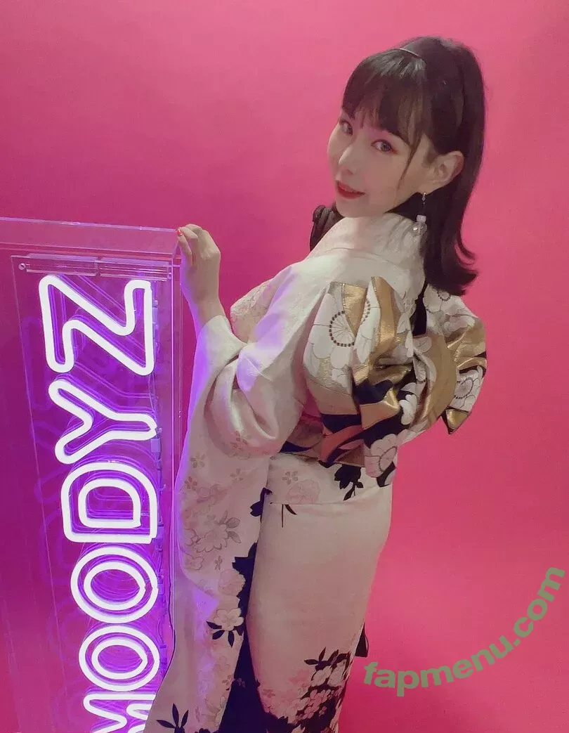 Yuria Yoshine nude photo #1151 (Julia_Yoshine / 吉根ゆりあ)