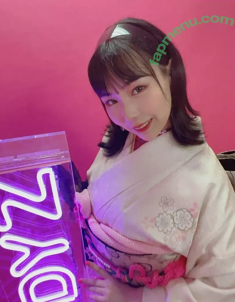 Yuria Yoshine nude photo #1152 (Julia_Yoshine / 吉根ゆりあ)