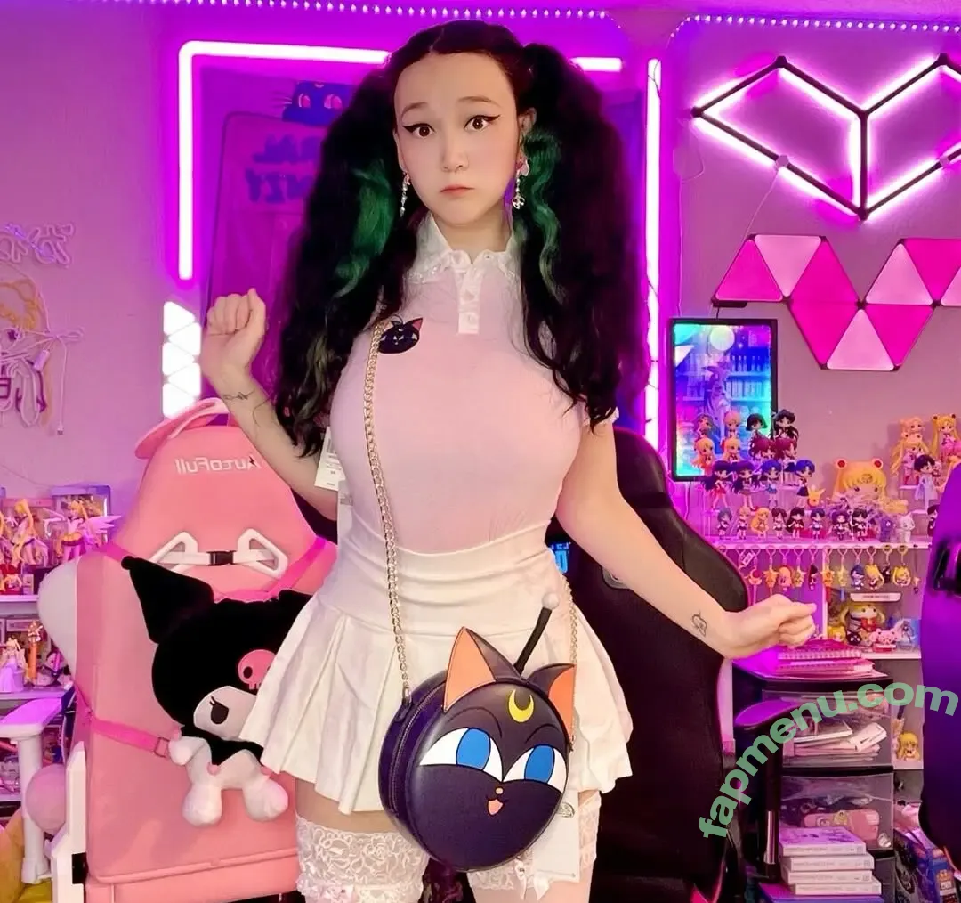 yuricosplayer nude photo #0062 (lilazntys / yuricosplayer2.0 / yurihimecosplay)