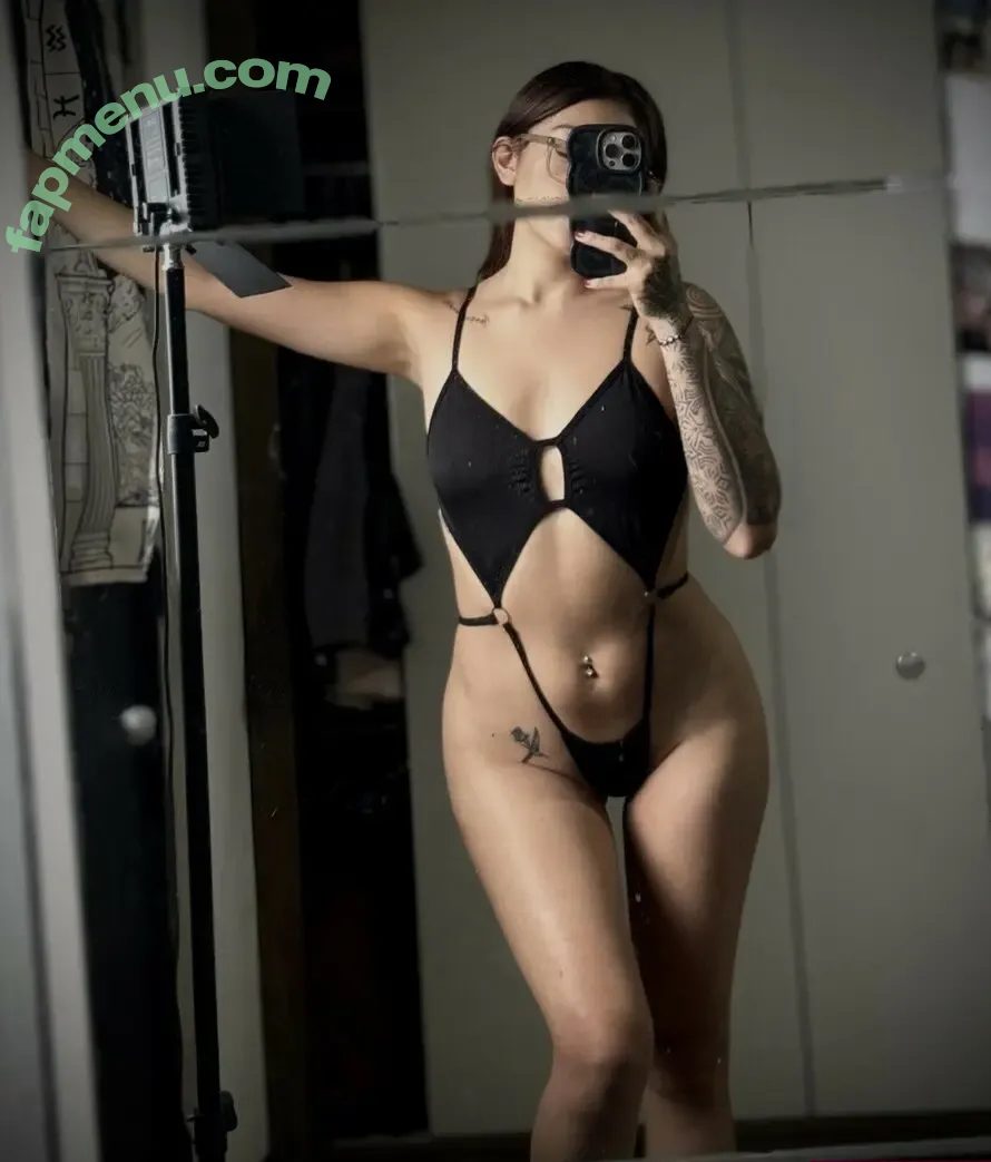 Yurleeeny_ nude photo #0003 (babyyurleny)