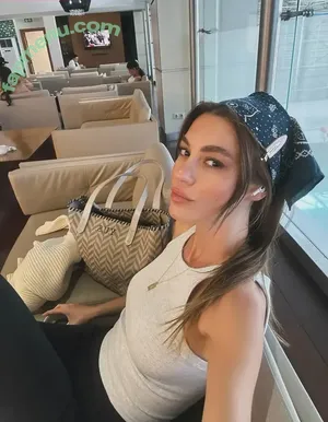 Yusra Geyik / yusrageyik nude photo #0002