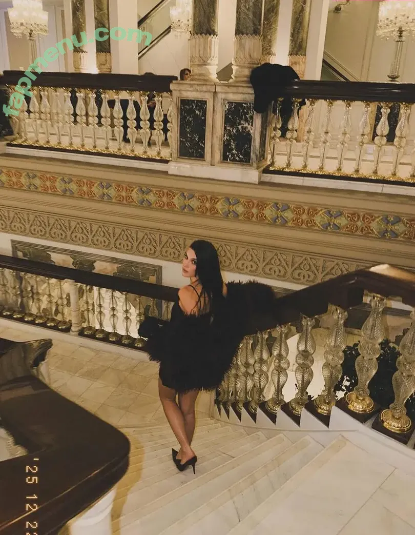 Yusra Geyik nude photo #0019 (yusrageyik)