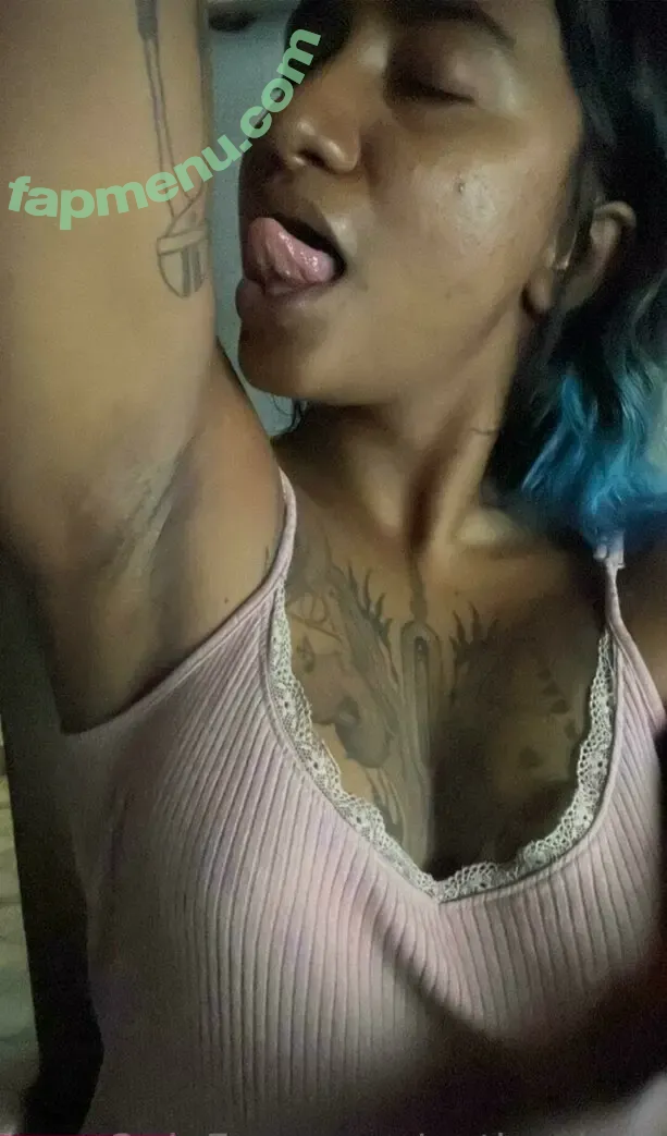 Yutheeka Prasad Borkar nude photo #0001 (yutheeka404 / yutheekab)