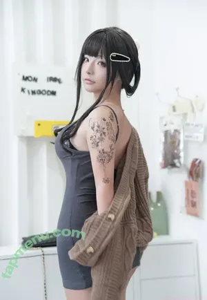 Yuuhuia / aisakanyoko_ nude photo #1072