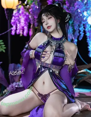 Yuuhuia / aisakanyoko_ nude photo #1367