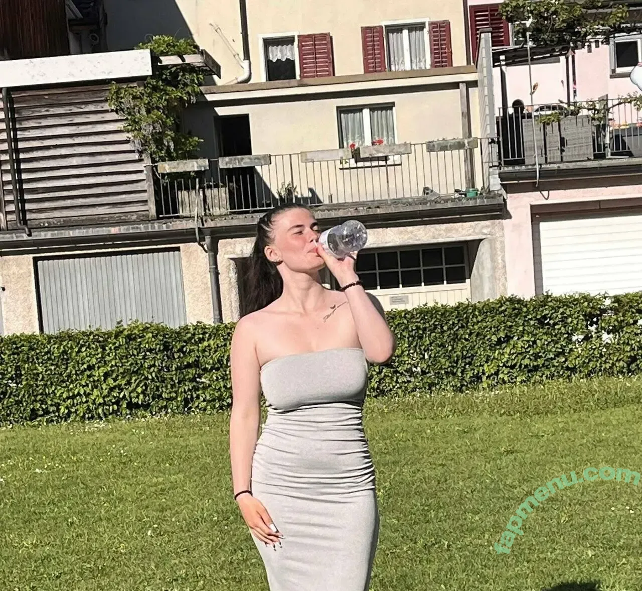 yvonne.gruner nude photo #0013 (yvonne_gruener_)