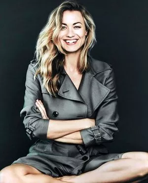 Yvonne Strahovski / y_strahovski / yvonnestrahovski nude photo #0001