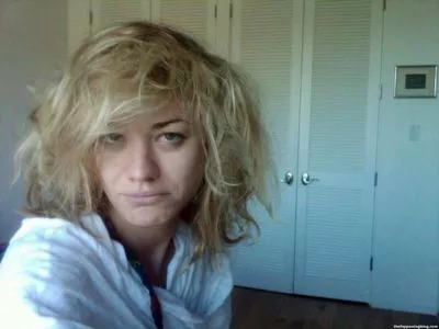 Yvonne Strahovski / y_strahovski / yvonnestrahovski nude photo #0007