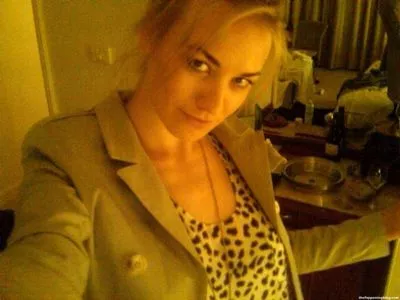 Yvonne Strahovski / y_strahovski / yvonnestrahovski nude photo #0010