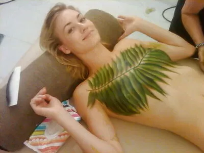 Yvonne Strahovski / y_strahovski / yvonnestrahovski nude photo #0093