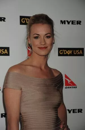 Yvonne Strahovski / y_strahovski / yvonnestrahovski nude photo #0228