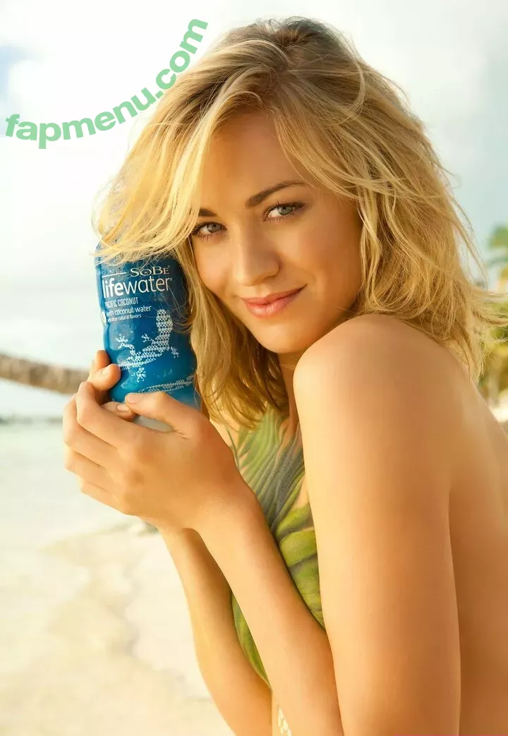 Yvonne Strahovski nude photo #0110 (y_strahovski / yvonnestrahovski)