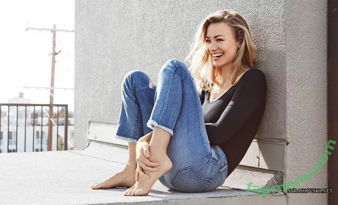 Yvonne Strahovski nude photo #0236 (y_strahovski / yvonnestrahovski)