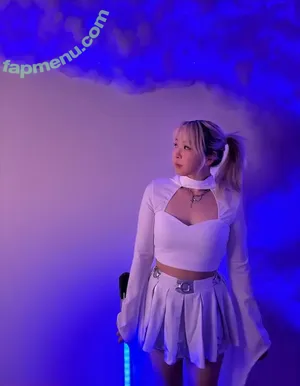 Yvonnie / yvonne817 / yvonnieng nude photo #0360