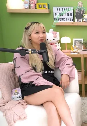 Yvonnie / yvonne817 / yvonnieng nude photo #0394