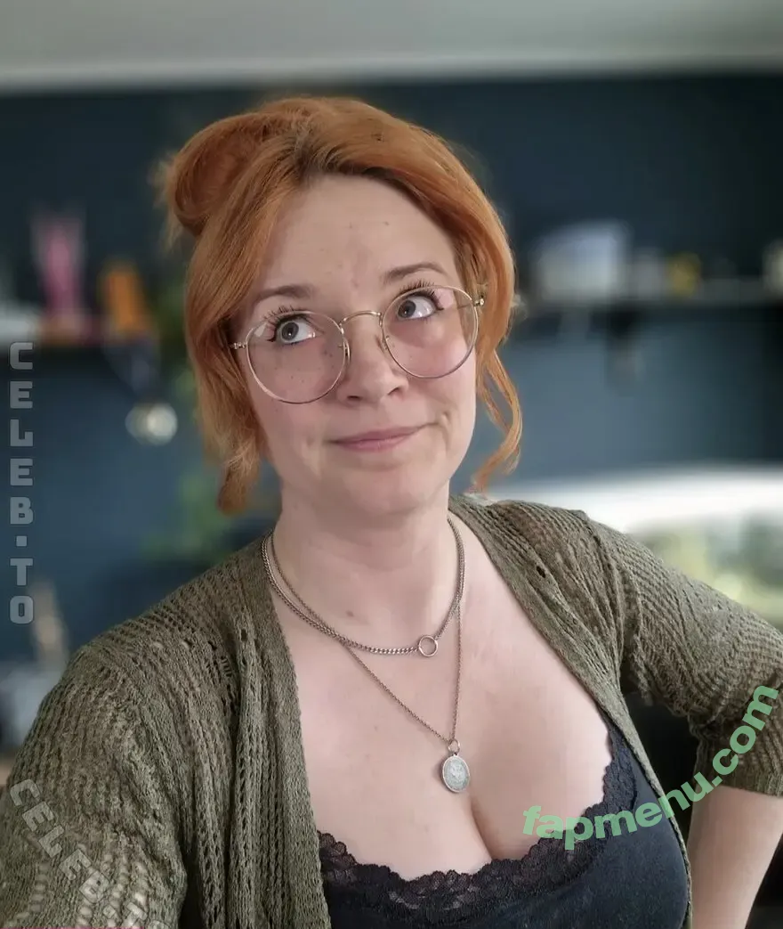 Yvraldis nude photo #0008 (yvraldis_)