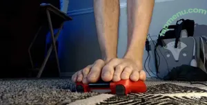 zacthefeetguy / zachthefluteguy nude photo #0005