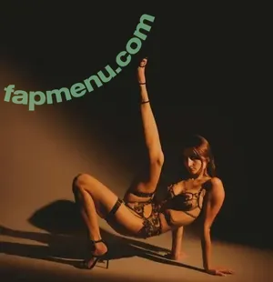 zaharenkoanastasiia / Gvenssye nude photo #0010