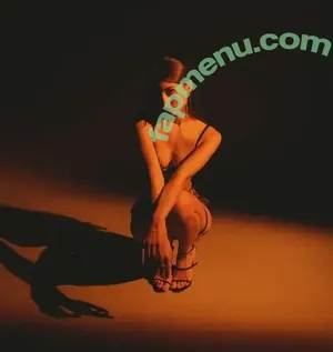 zaharenkoanastasiia / Gvenssye nude photo #0011