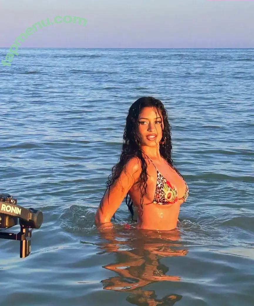 zahraqazim nude photo #0048 (zahraqazim)