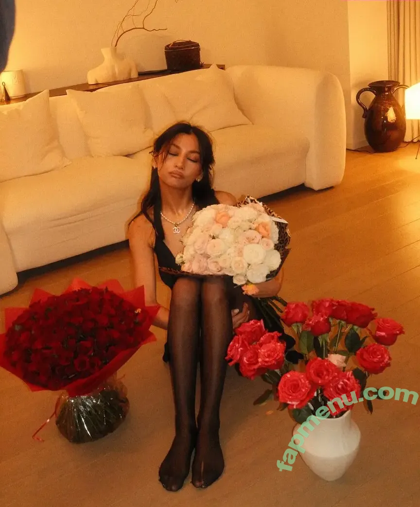 Zaina Sarah nude photo #0105 (zaina.sarah / zaina_glows / zainaontoast)