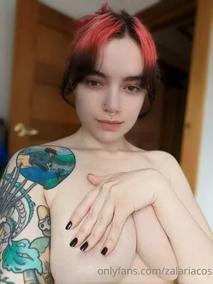 Zalariacos / ZalariaCosplay nude photo #0057