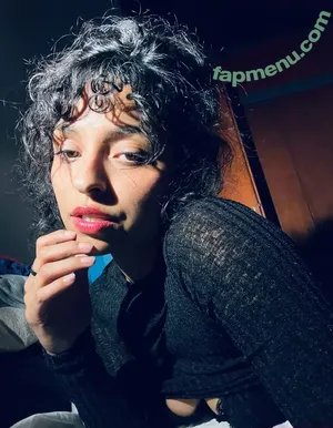zamilua / zamedyzamzam nude photo #0016