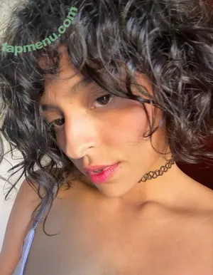 zamilua / zamedyzamzam nude photo #0025