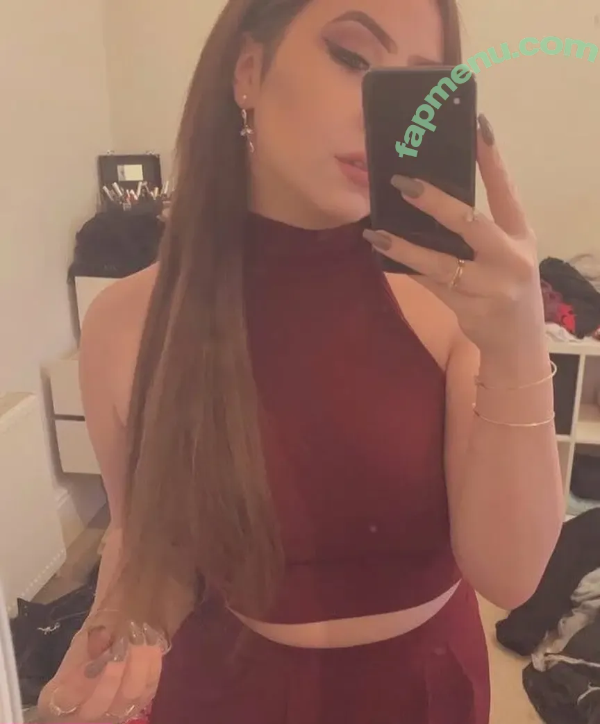 Zara nude photo #0014 (_ummzara / zaraa)