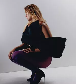 Zara Larsson / zaralarsson nude photo #0422