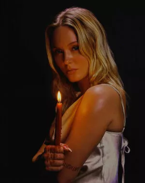 Zara Larsson / zaralarsson nude photo #0437