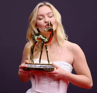 Zara Larsson / zaralarsson nude photo #0470