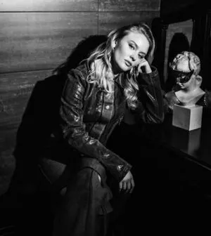 Zara Larsson / zaralarsson nude photo #0635