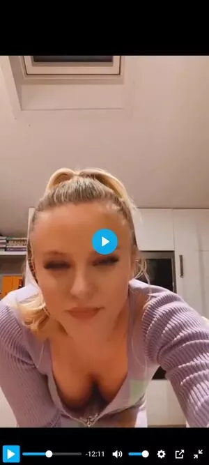 Zara Larsson / zaralarsson nude photo #0642