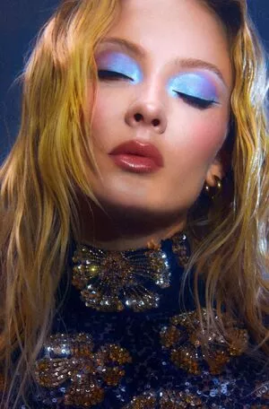 Zara Larsson / zaralarsson nude photo #0651