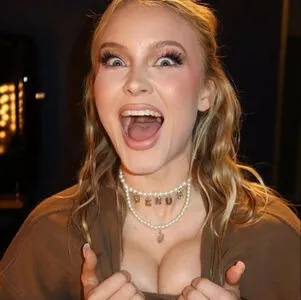 Zara Larsson / zaralarsson nude photo #0671