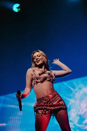 Zara Larsson / zaralarsson nude photo #0712