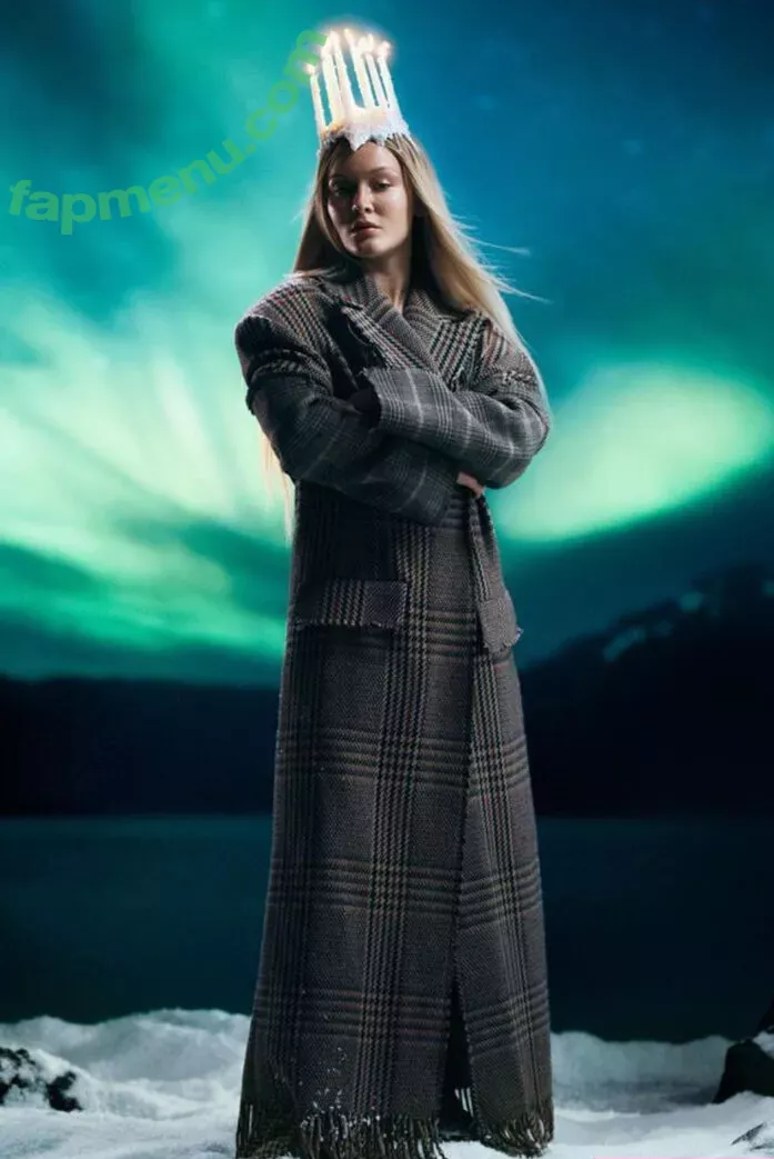 Zara Larsson nude photo #0534 (zaralarsson)